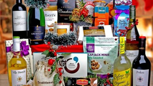 Deck the Halls with Festive Hampers: Unwrap the Perfect Christmas Gift Sets