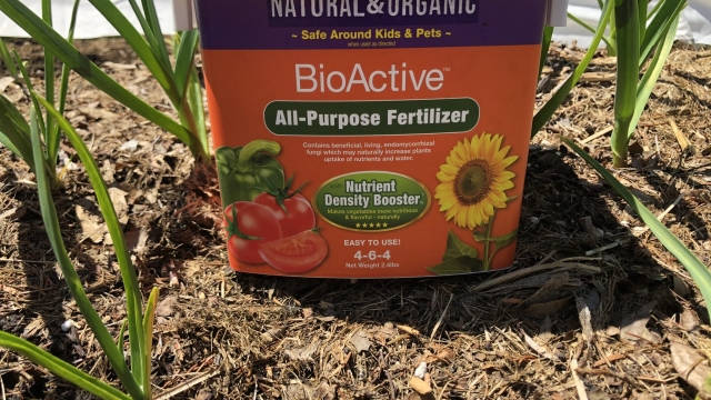 Fertilizing Naturally: Unlocking the Power of Organic Fertilizers